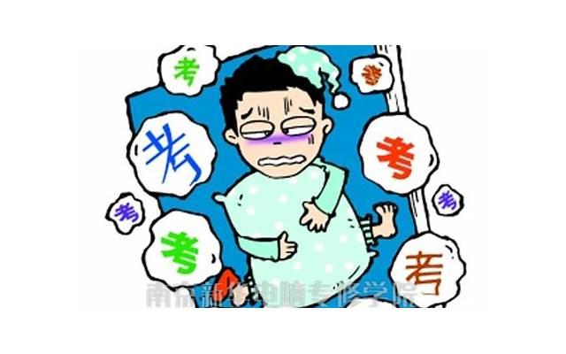 男人忘不了前任的表现有哪些 男人忘不了前任的表现有哪些