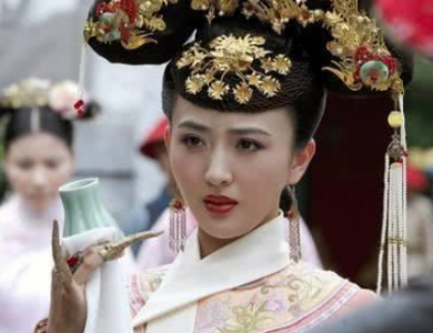 ​废后博尔济吉特氏真的怀着孩子被赶出宫外了？