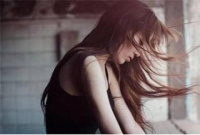 ​追求女孩子的短信情话，30句让她怦然心动的话