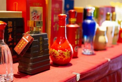 ​46度泰山老窖 多少钱(泰山老窖46度多少钱一瓶)