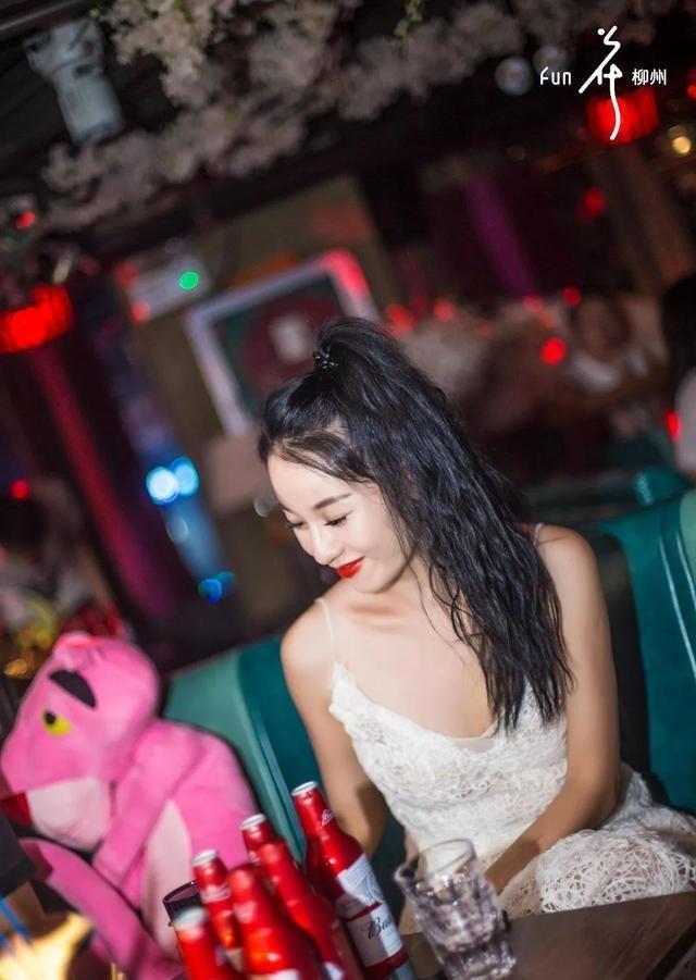 柳州仔斥资2亿打造浪漫告白圣地,女朋友知道后……