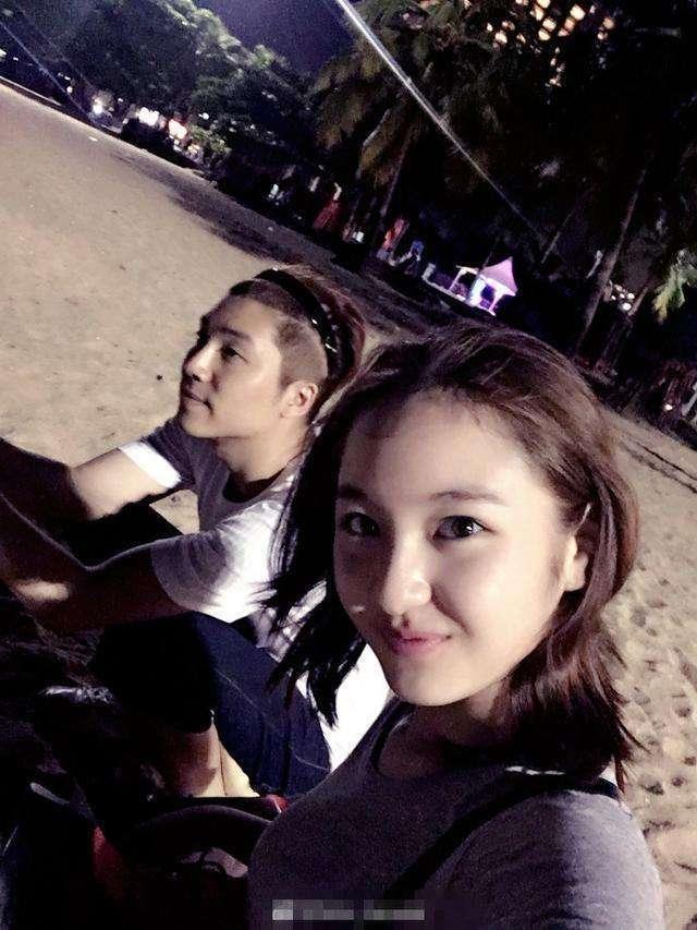 他与12岁女孩相恋, 苦等6年只为等她成年, 如今终修成正果