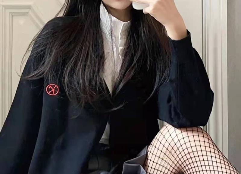 老公在外面养小三给的钱可以追回吗,老公养小三的钱能追回吗? 老公在外面养小三给的钱可以追回吗,老公养小三的钱能追回吗?