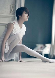 ​7张杨丞琳的各种漂亮照片，第5张犹如仙女下凡，让人着魔