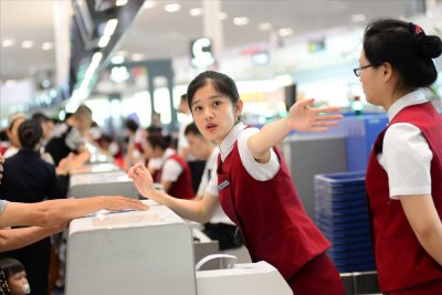 ​护肤品能带上飞机吗？