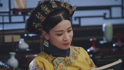 ​清朝第一位由嫡福晋追封的皇后，入宫13年未生一子，还被葬了三次