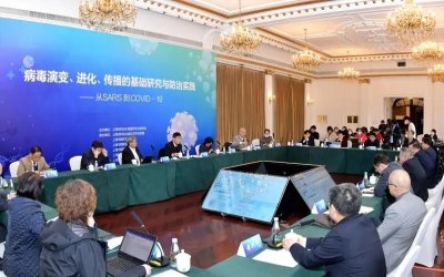 ​张文宏谈无症状感染者：感染后可14天不发病，病毒在体内存留超3周