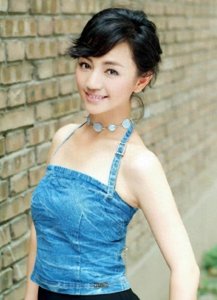 ​从老师到华谊老板娘：罗海琼的传奇人生