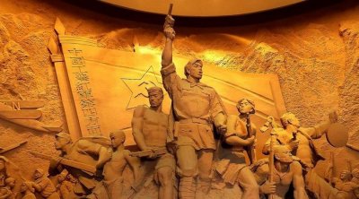 ​仅仅4个月时间，便从巅峰滑落谷底，红四方面军出了什么状况？