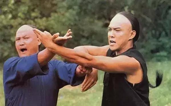 周星驰少林足球深度解析（一部34年前的港片）(14)