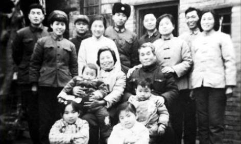 我党潜伏最久的特工，在内地潜伏到1968年