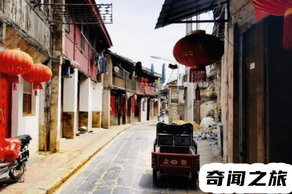 六尺巷位于哪个城市(六尺巷位于中国安徽省桐城市西南部)(2)_