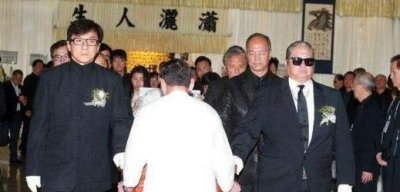 ​扶灵人什么意思的解释（扶灵人和抬棺人的区别）