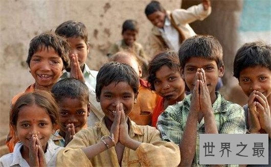 世界上最拥挤的国家排行榜,中国竟然没有上榜
