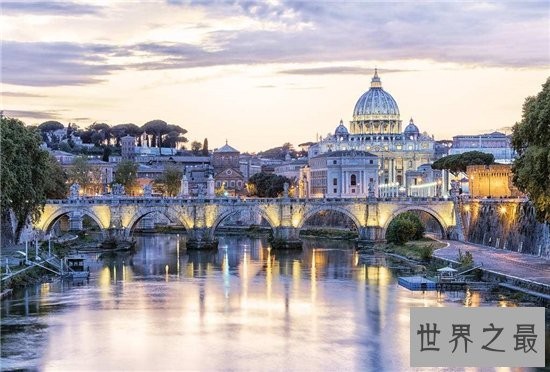 世界上最美的十大教堂,出国旅游一定要去看的十大教堂!