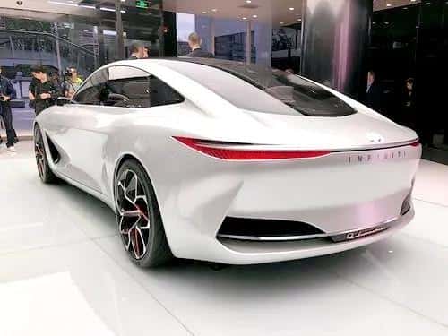 世界名车排名前十名迈巴赫多少钱(世界名车排名前十名)