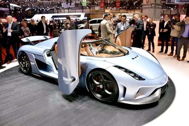 世界名车排名前十名迈巴赫多少钱(世界名车排名前十名)