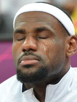 他们曾是詹姆斯的死敌, 如今在NBA无球可打!