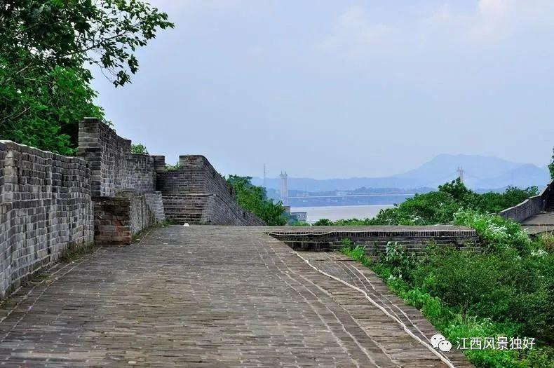 郁孤台的历史故事(郁孤台景点介绍)