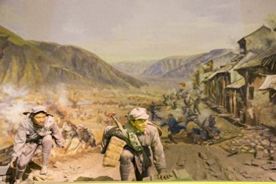 ​长征在中国革命史上的意义是什么?对于其领导的发展有什么影响?