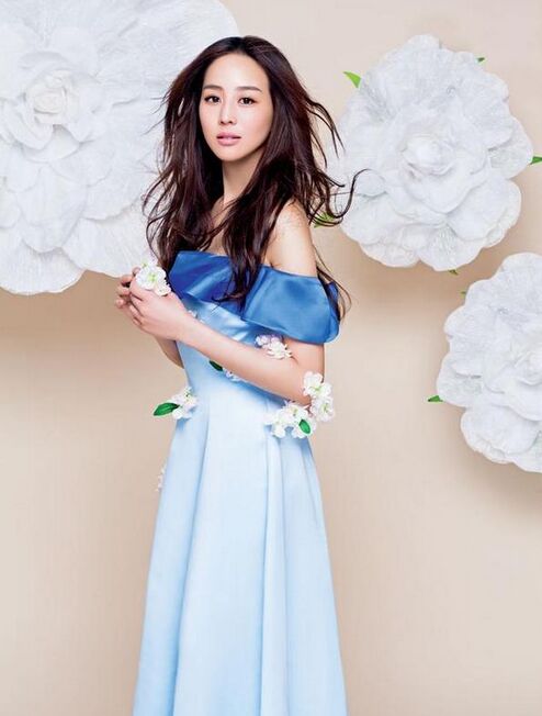 张钧甯显赫家世大揭秘 张钧甯曾喝尿吃虫泪崩大哭