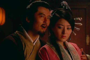 红杏出墙的女人