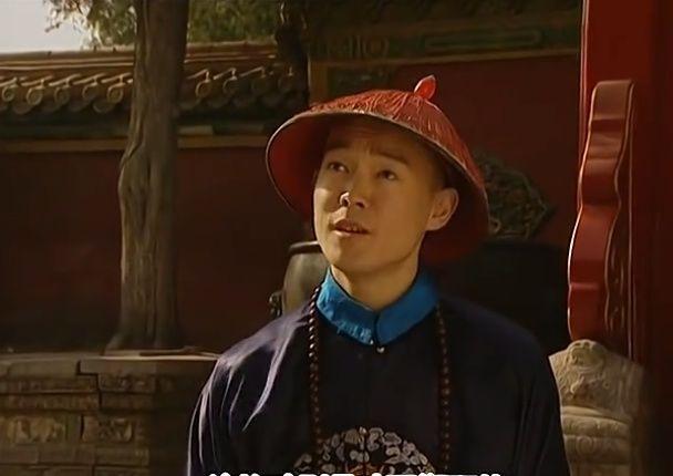 《雍正王朝》里,弘时贵为皇子,为什么要泄露雍正的科举考题?