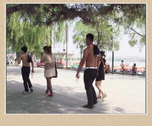 全国整治赤膊光膀,梁山好汉快热成狗脱衣凉快行不行,政府:不行