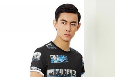 ​太平鸟男装模特有哪几个