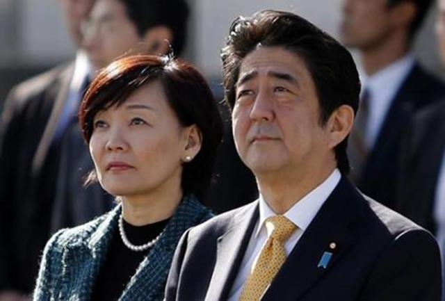 安倍晋三的妻子简介(安倍晋三身后的2个女人)(12)