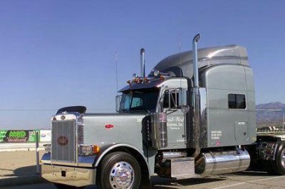 ​彼得比尔特百公里多少油