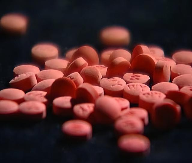 贵州贵定女毒枭(贵州美女毒枭方晓红的忏悔录)(7)