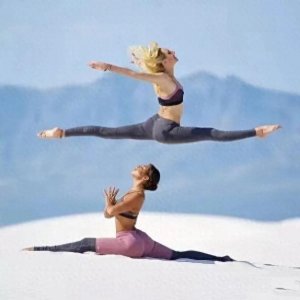 ​1周时间，用这8个动作练成一字马，全程安全无疼痛（动图）