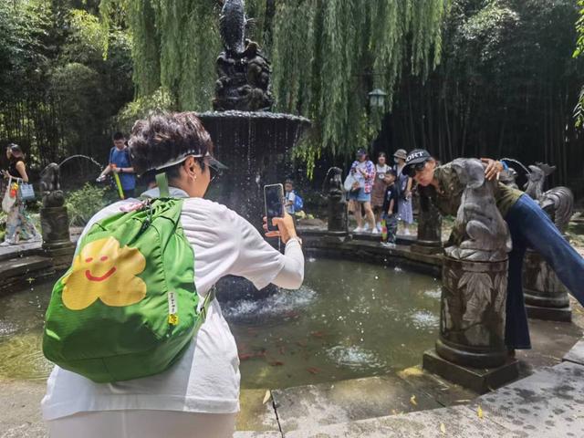 临沂市竹泉村旅游景点（百名游客重游新临沂）(6)