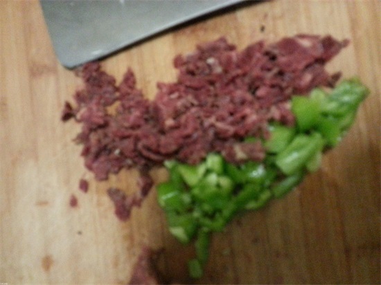 驴肉火烧可以隔夜吃吗?驴肉火烧味道好 驴肉火烧可以隔夜吃吗?驴肉火烧味道好