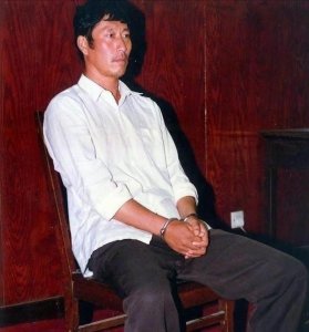 ​第一狠人白宝山，在监狱害死两人竟无人知，看到女儿的信抱头痛哭