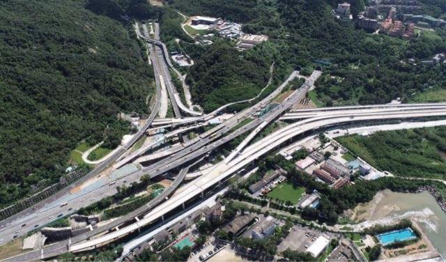 十大国内最复杂的十座立交桥(中国最著名的十座立交桥) 3