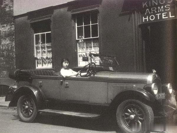 上海滩最后的名媛：被称之为世纪老人，优雅结束一生！