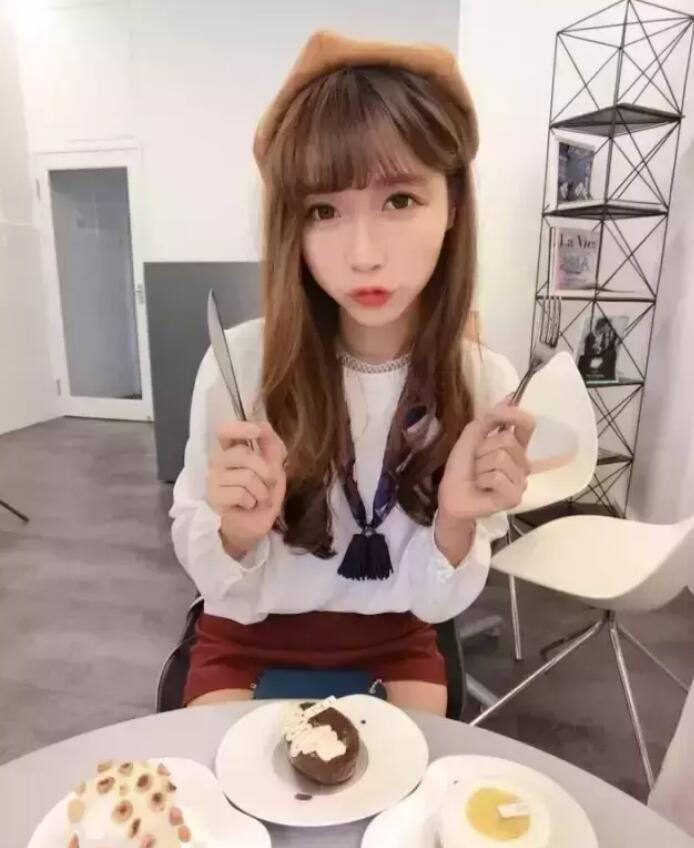 她是最美警花! 还是最美校花!一度因为网友太疯狂,关闭社交账号