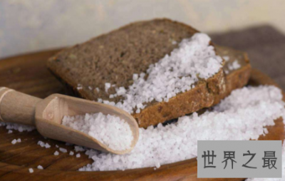 ​护发小妙招 让你摆脱秃顶和越来越高的发际线