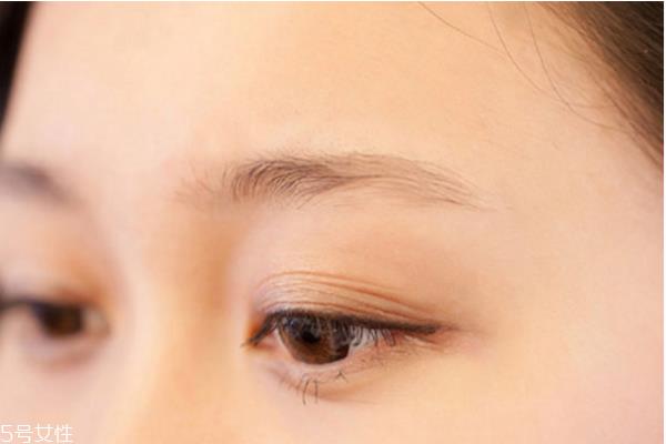 如何用眉笔画眉毛 怎么画眉毛图片步骤 如何用眉笔画眉毛 怎么画眉毛图片步骤