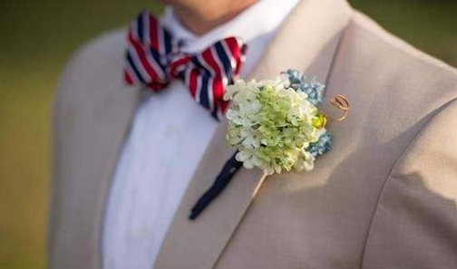 结婚胸花戴哪边,婚礼胸花带左侧还是右侧图4