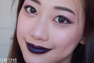 紫外光中毒妆怎么画 酷炫暗黑风中毒妆教程 紫外光中毒妆怎么画 酷炫暗黑风中毒妆教程