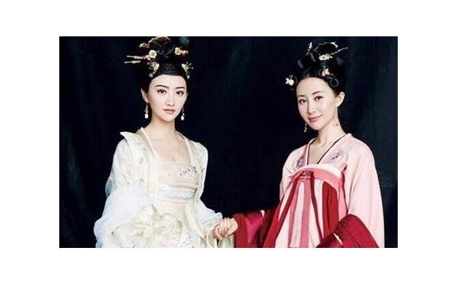 离婚20年，儿子回到前妻身边，我才深刻体会到什么叫“老无所依”