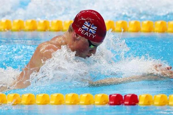 蛙泳膝盖内侧疼怎么办 马上停止运动 蛙泳膝盖内侧疼怎么办 马上停止运动