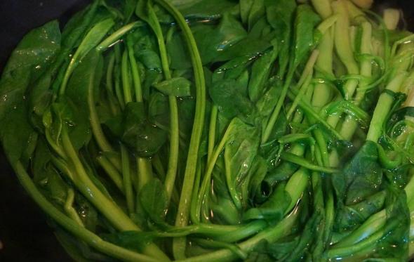 农村常见的野菠菜,过去猪吃了能长膘,如今是城里人爱吃的野菜