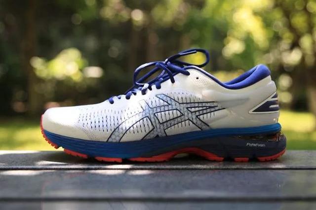 亚瑟士Kayano25、Nimbus和GT-2000，最经典的3个系列！-