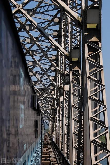 印度第一条高铁建设进展（印度展示基建实力）(1)