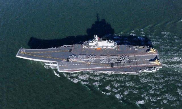 为啥说辽宁舰是世界上最失败航母？美专家说出真相，网友无力反驳