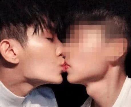 炎亚纶、Ella发文力挺同性恋，大陆明星纷纷缺席